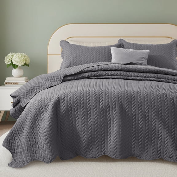 Moonlight20015 3 Piece Quilt Set Chevron Pattern Modern Embossed Coverlet Soft Microfiber Queen Grey