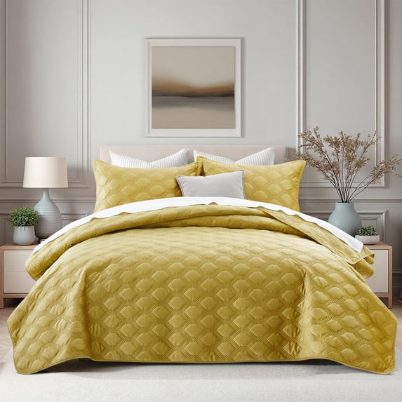 Moonlight20015 Ochre Velvet Bedspread Set King Size 3 Piece Geometric Pattern Quilt 350GSM Ultra Soft Reversible Comforter Washable Bedding