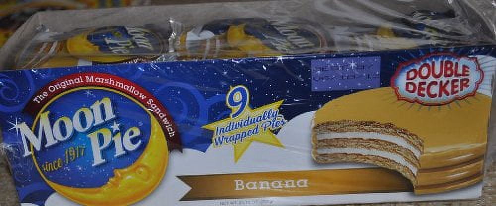 Moonpie Banana Double Decker Marshmallow Sandwich, 2.75 oz - Case of 81