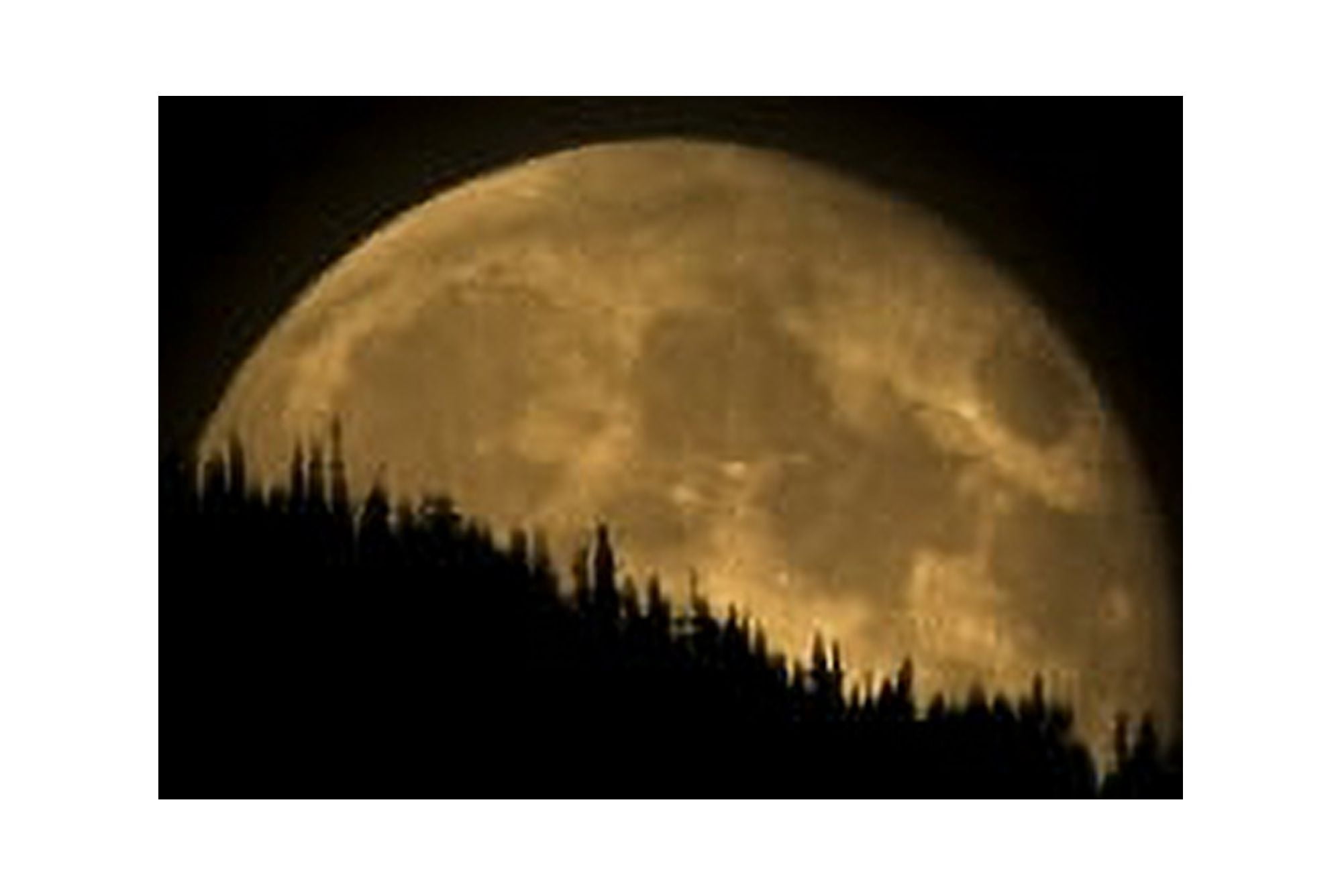 Moonrise Canvas Art - Yuichi TakasakaStocktrek Images (18 x 12)