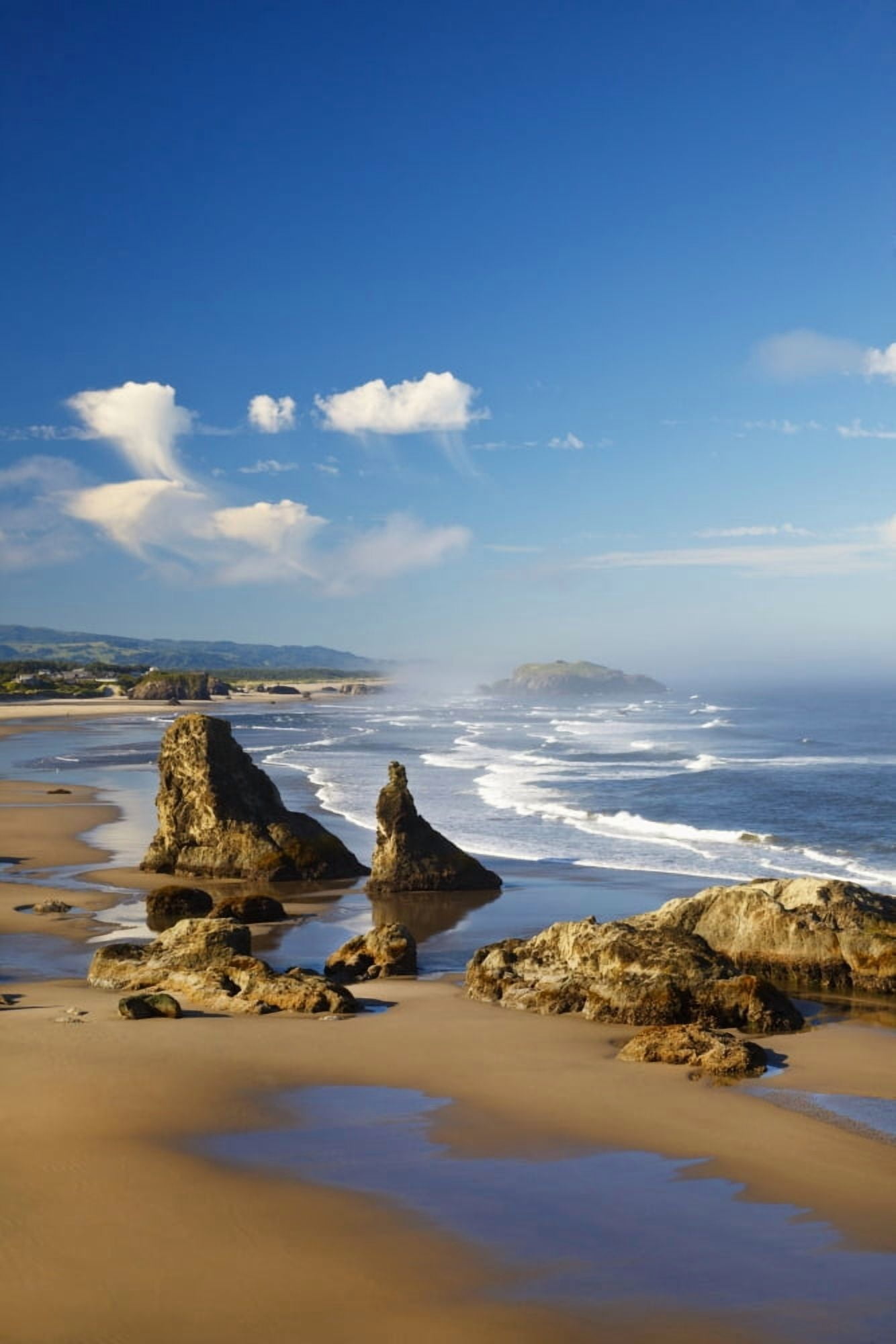 Morning Light Adds Beauty To Rock Formations At Bandon State Park Oregon United States of America Canvas Art - Craig Tuttle Design Pics (12 x 19)