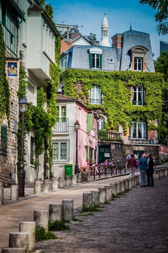 Morning in Montmartre Canvas Art - Brian Jannsen DanitaDelimont (19 x 28)