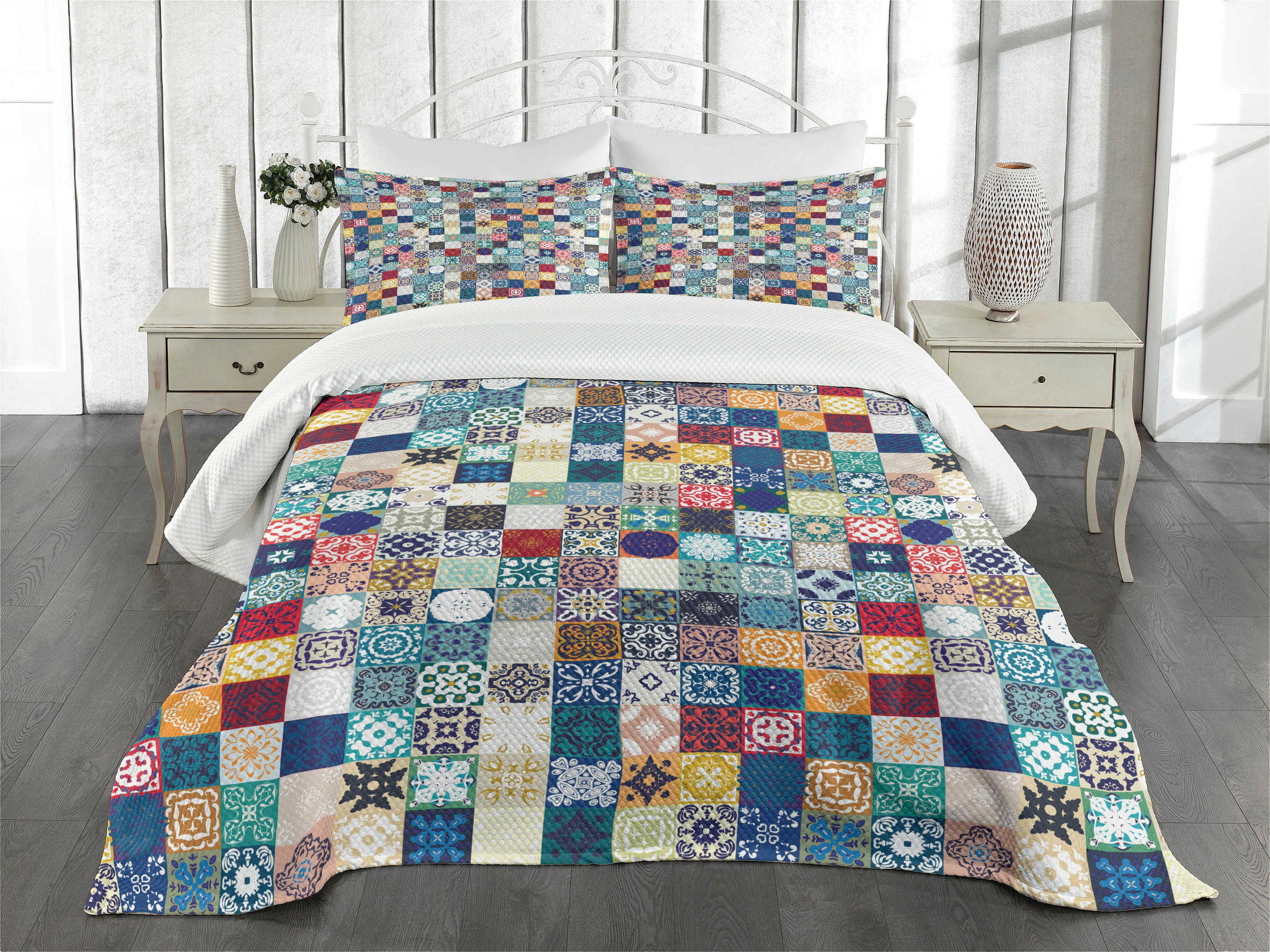 Moroccan Bedspread Set King Size, Oriental Eastern Pattern with Grid