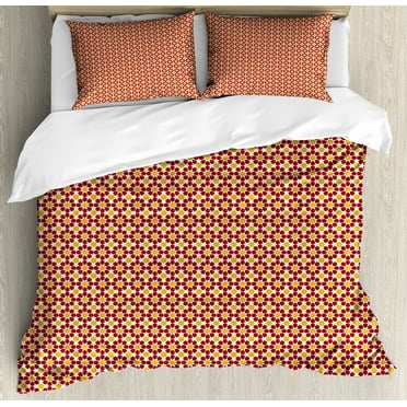 Moroccan Duvet Cover Set, Bicolour Classic Middle Eastern Art with Floral Starry Motifs, Decorative 3 Piece Bedding Set with 2 Pillow Shams, Calking Size, Vermilion Earth Yellow, by Ambesonne