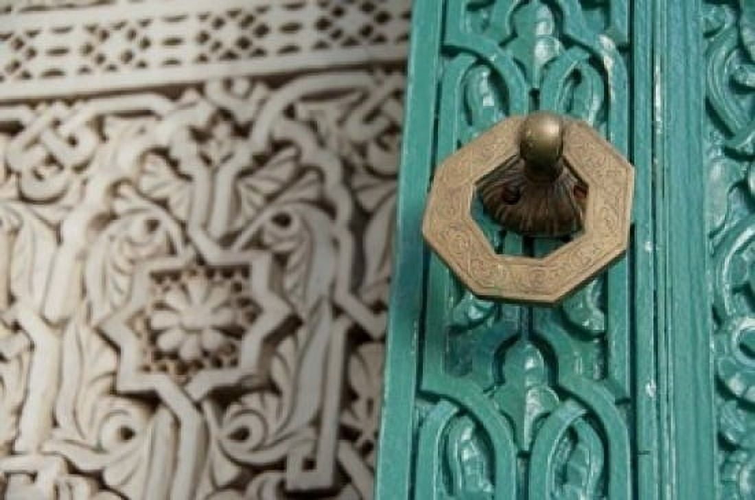 Morocco Islamic courts Moorish Architecture Canvas Art - Cindy Miller Hopkins DanitaDelimont (17 x 11)