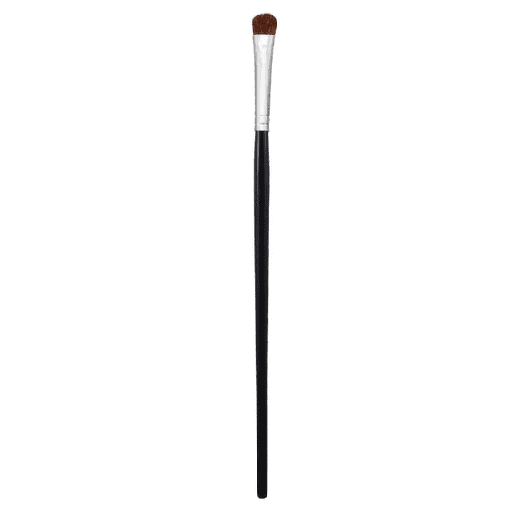 Morphe M210 Small Chisel Fluffy Detail Brush