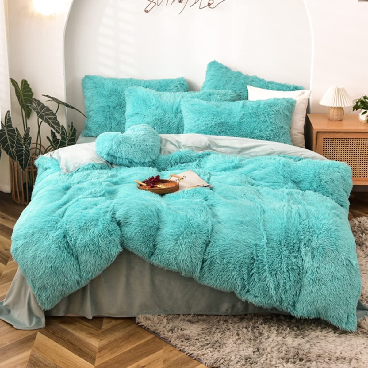 MorroMorn Luxury 5 PCS Shaggy Duvet Cover Sets Fuzzy Bedding Set, King/Cal King Size, Aqua Blue
