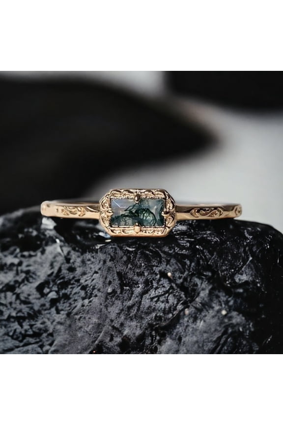 Moss Agate Wedding Band Ring Silver Gold Art Deco Unique Baguette Cut Green Agate Anniversary Delicate Jewelry gift