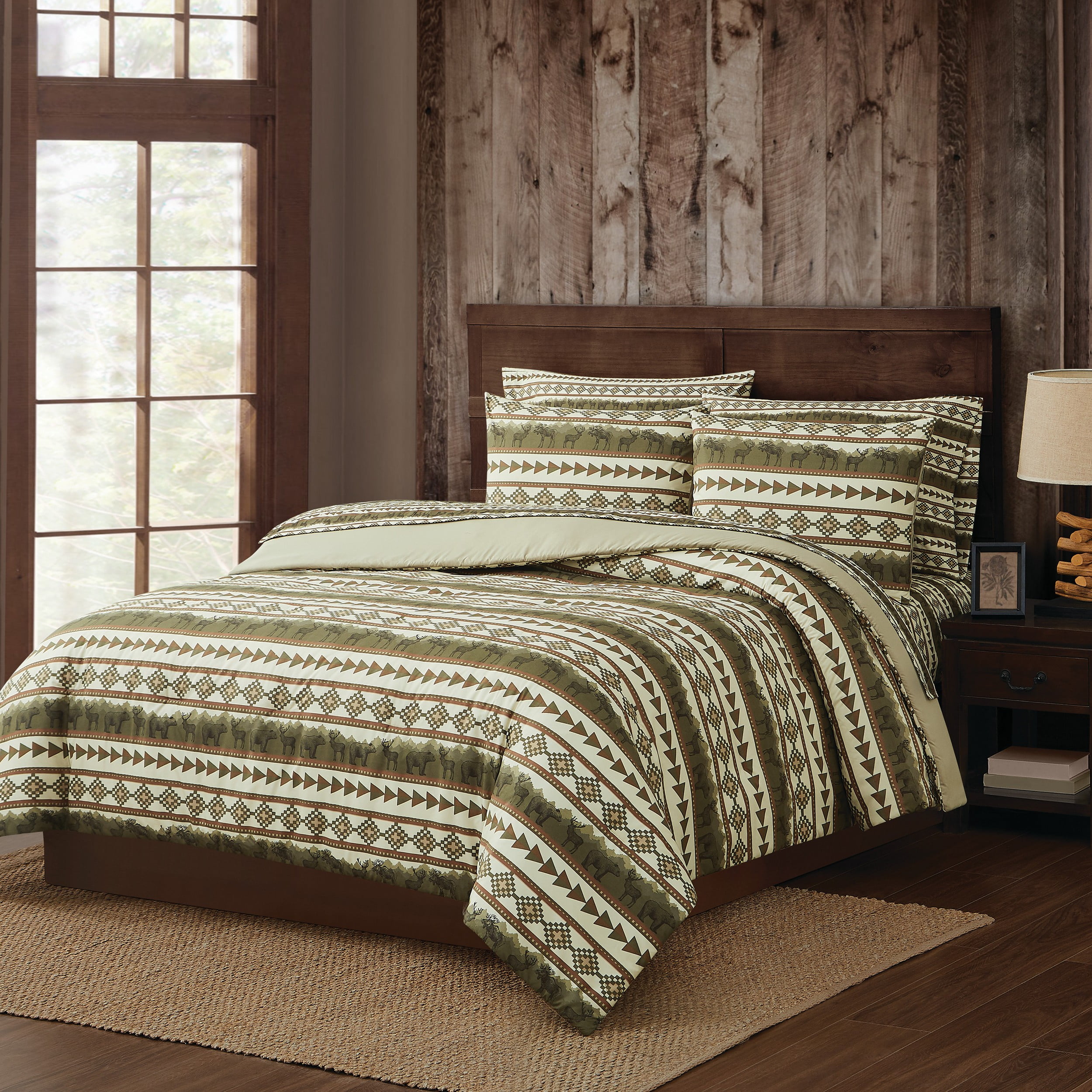 Mossy Oak Moose Bear Stripe Full / Queen Comforter Set