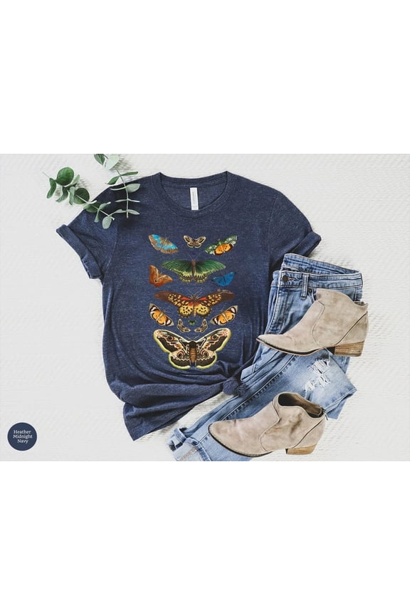 Moth Shirt, Cottagecore Shirt,Bug Shirt, Aesthetic Shirt,Insect Shirt, Moth Tees Cottage Core Shirt, Goblincore Clothing Dark Academia Shirt Sweatshirt All Size S-5XL