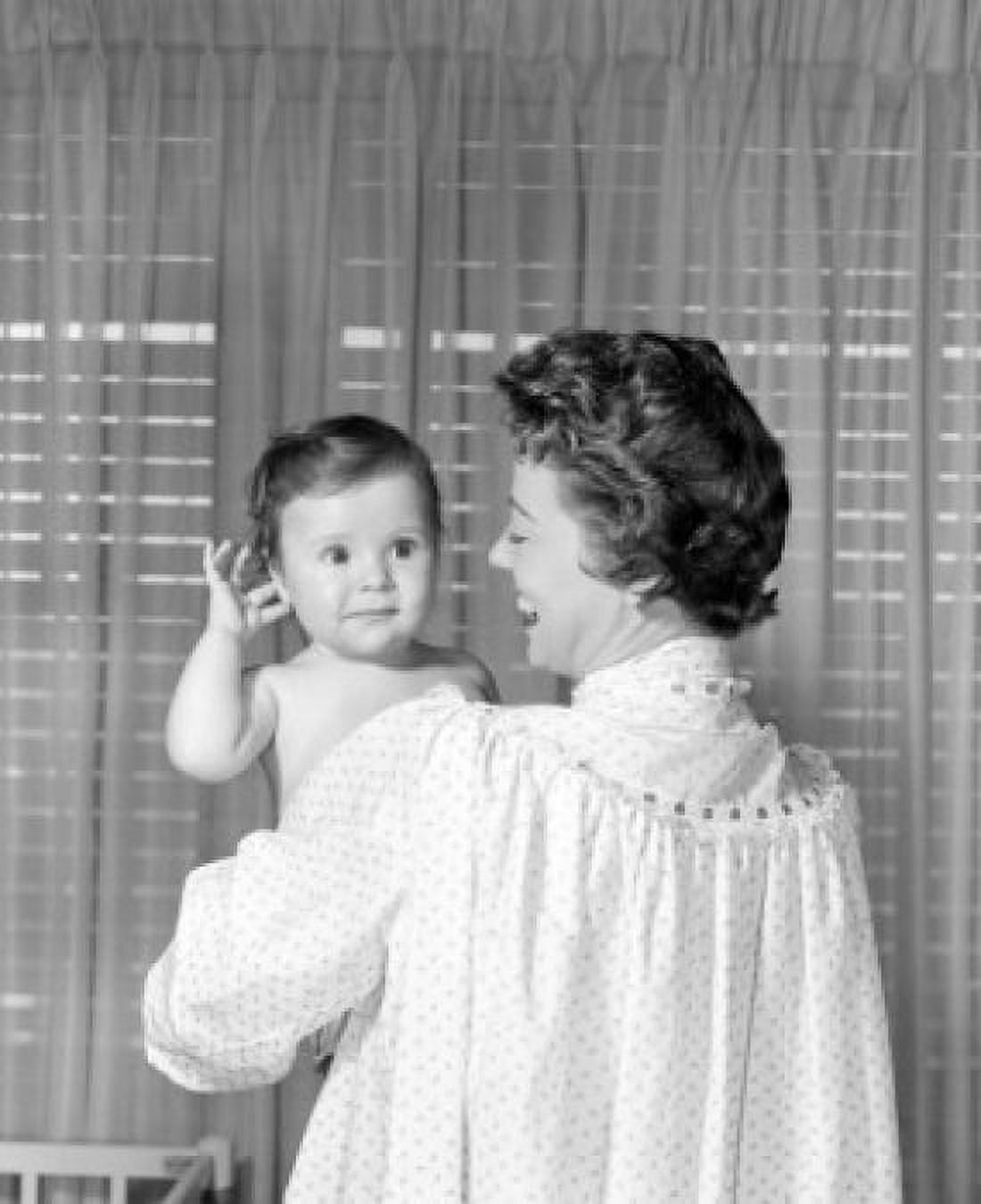 Mother holding baby Canvas Art - (18 x 24)