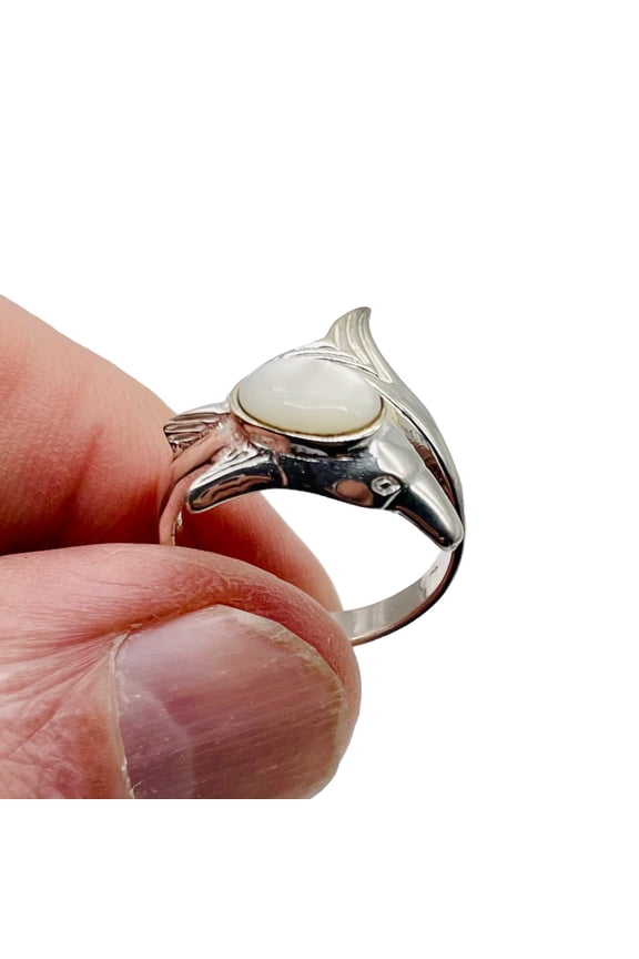 Mother of Pearl Leaping Dolphin Sterling Silver Ring | Size 6 | Silver | 1 Ring|