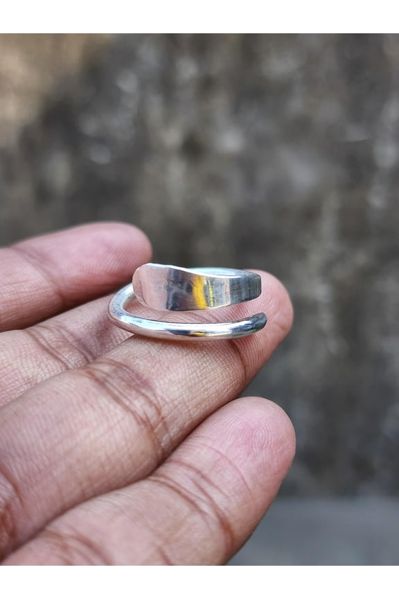 Mother's Day Gift – Adjustable 925 Sterling Silver Bypass Ring, Minimalist Spiral Ring, Dainty Stackable Layering Jewelry for Her, Mother