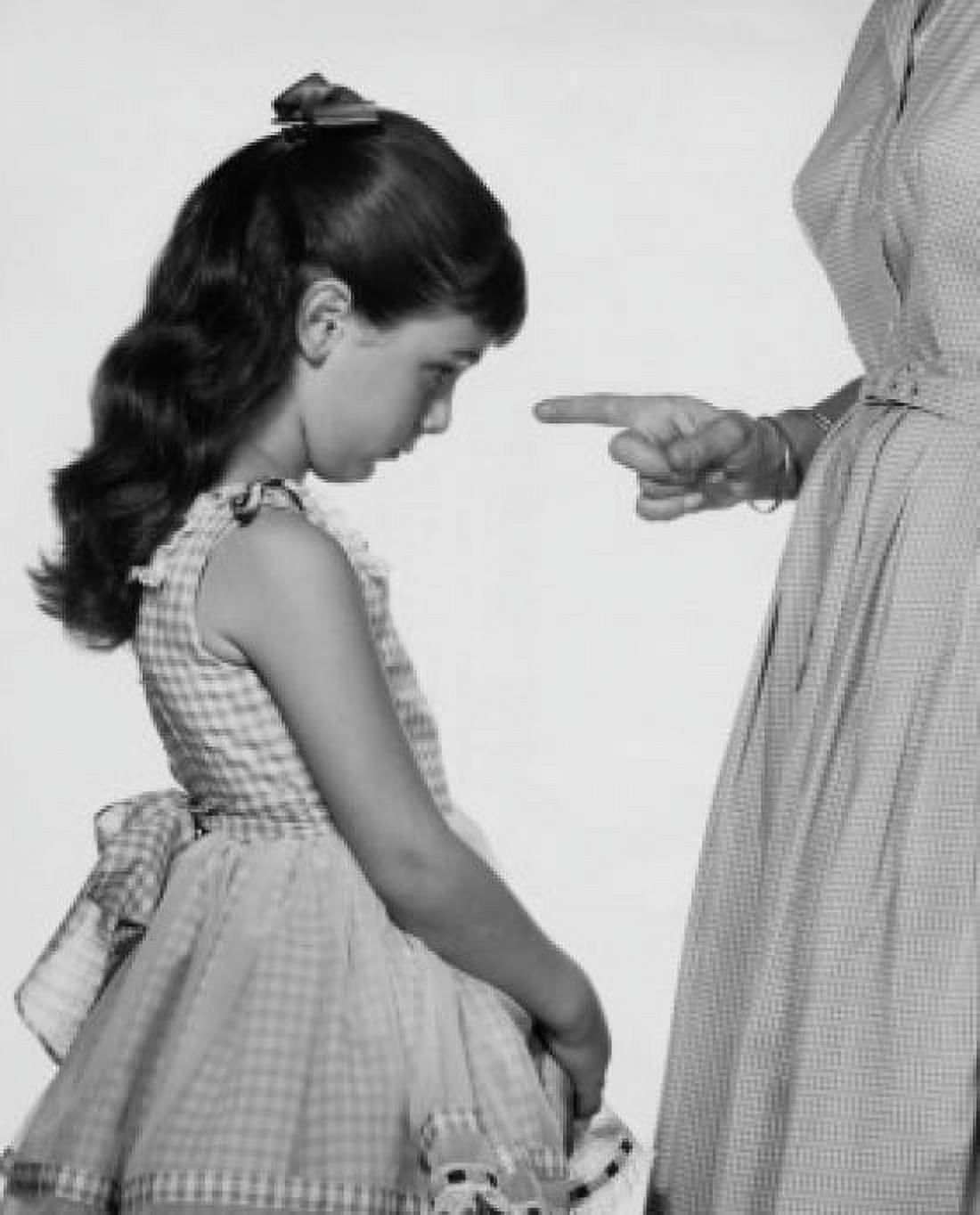 Mother scolding her daughter Canvas Art - (18 x 24)