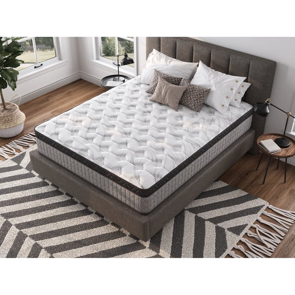 Motion Isolating Mattress / Queen-Size Bedroom / Support for All Sleep Positions