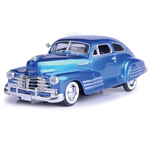Motormax 1948 Chevy Aerosedan Fleetline Hard Top 1/24 Scale Diecast Model Car Model Blue