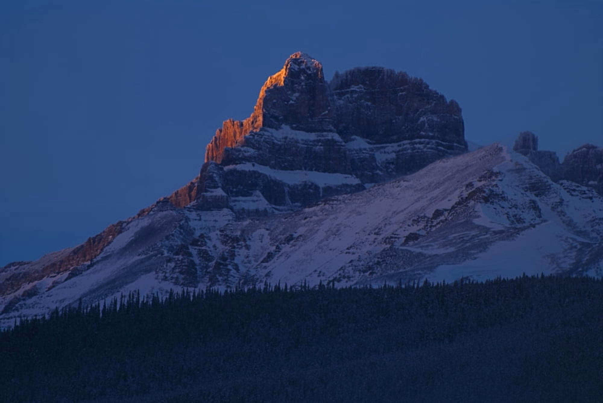Mount Hector Banff National Park Alberta Canada Canvas Art - Philippe Widling Design Pics (17 x 11)