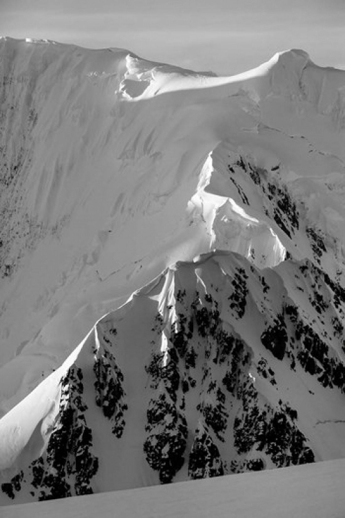 Mountain peaks along Neumayer Channel Anvers Island Antarctica Canvas Art - Paul Souders DanitaDelimont (18 x 24)