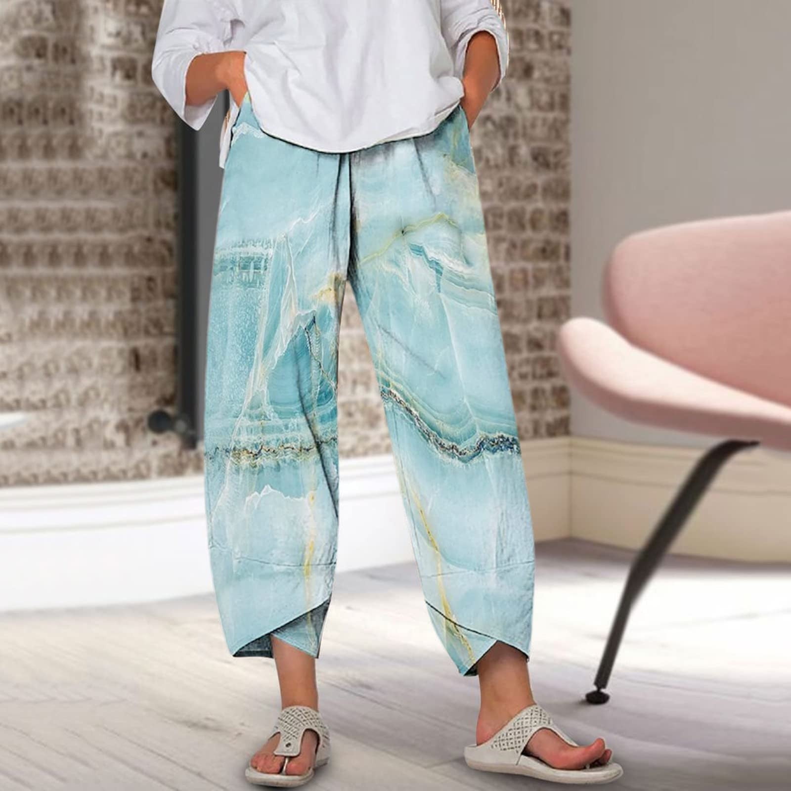 qolati 4th of July Capri Pants for Women Trendy Summer American Flag Print  Cotton Linen Loose Fit Yoga Pant Elastic Waisted Wide Leg Lounge Trousers 