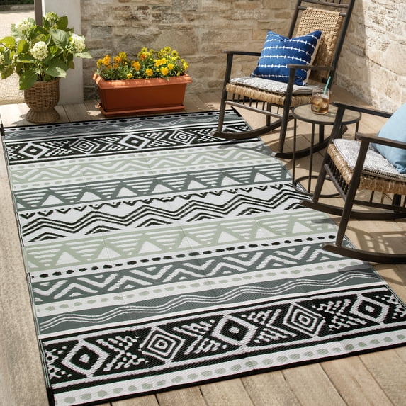 Moynesa Outdoor Rug Waterproof, 4'x6' Lightweight Plastic Straw Rug for Camping RV, Reversible Outside Carpet for Patio Deck Porch Balcony Picnic Tent, Black/Gray