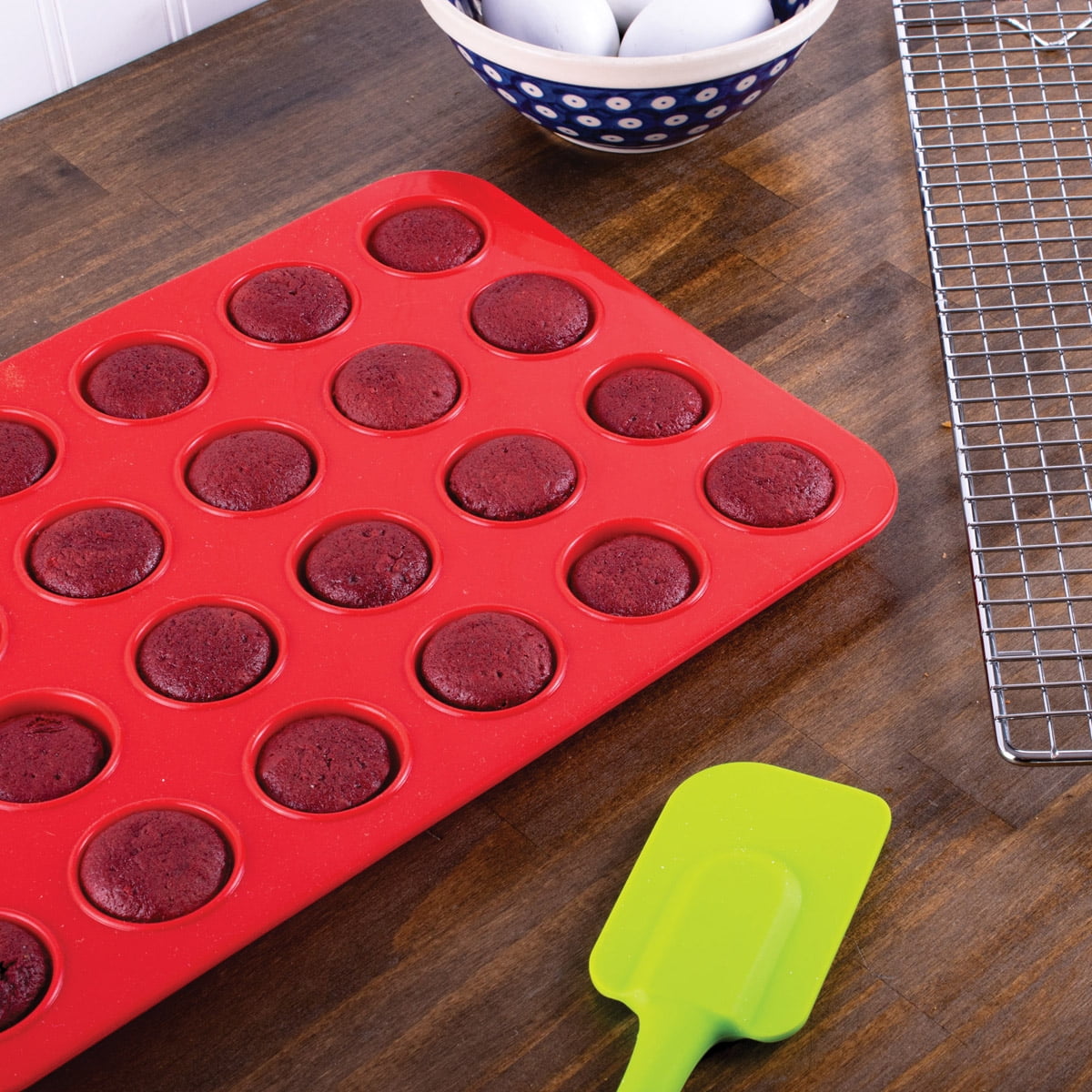 Mrs. Anderson's 24 Cup Silicone Mini Muffin Pan