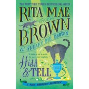 Mrs. Murphy Hiss & Tell A Mrs. Murphy Mystery, Paperback