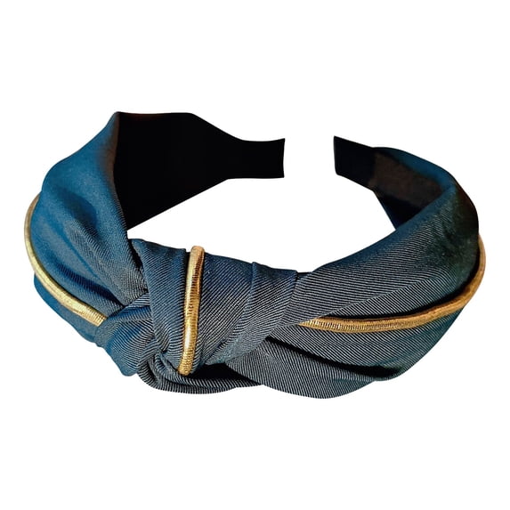 Ms. Hairband's Cloth In Phnom Penh Has A Knot In Solid Color and A Wide Brimmed Headband for Washing Green One Size