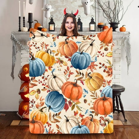 Muecwrye Halloween Blanket, Cute Halloween Spooky Black and White Throw Blanket, Lightweight Cozy Flannel Blanket, Fall Throw Blankets for Couch Sofa Bed Home Decorations, 40 X 50 Inch