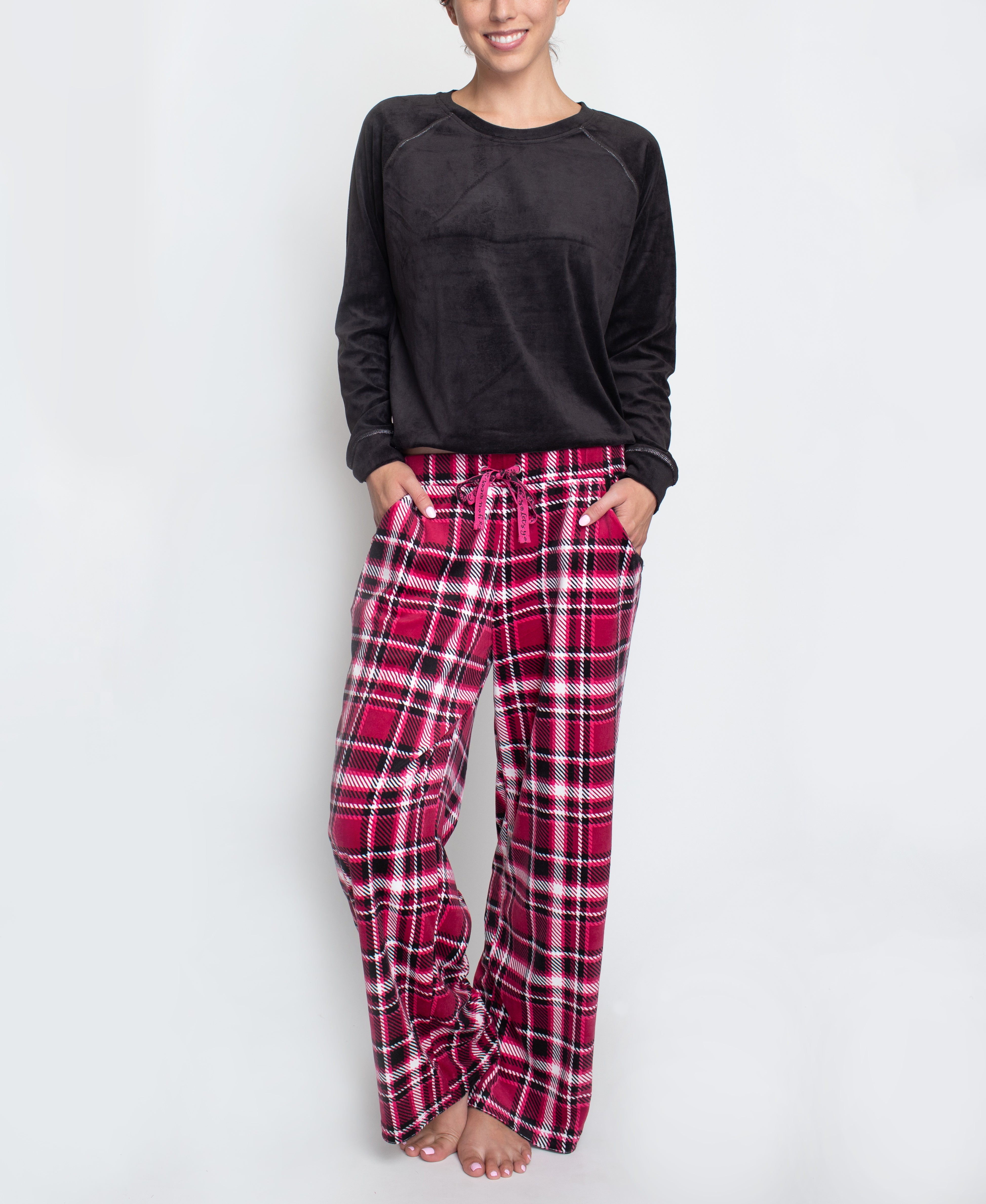 Muk Luks Women's Winter Warmup Silky Velour Pajama Set, Black/Plaid ...