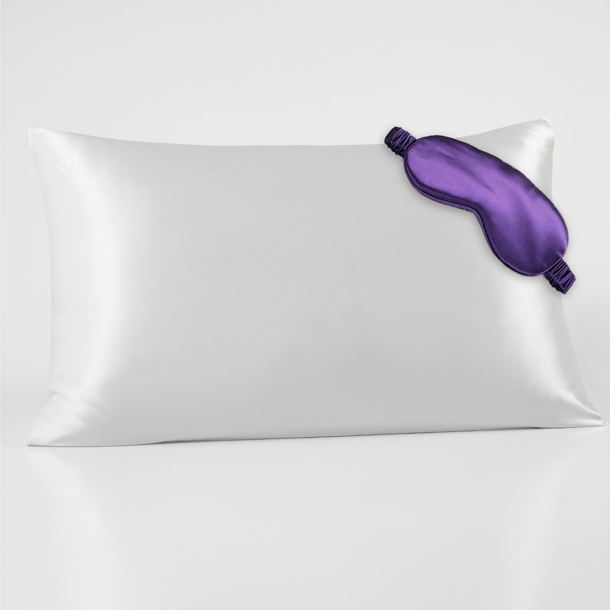 22 Momme Signature White/Plum Gift Sets
