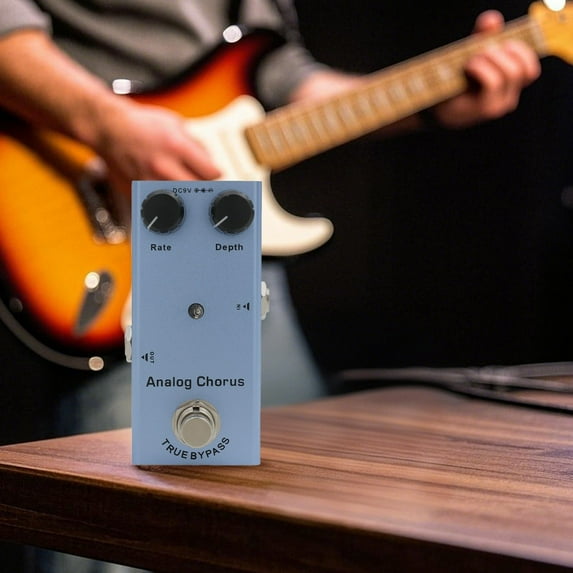 Multi-Effects Guitar Pedal - Distortion/Delay/Tremolo, Metal Chassis, Portable, for Guitar Practice/Live