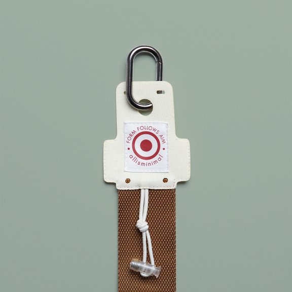 Multi-Purpose Key and Bag Aim Tag, Durable and Versatile Label for Organization, Personalization, and Easy Identification