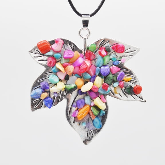 Multicolor Natural Crystal Macadam Maple Leaf Necklace