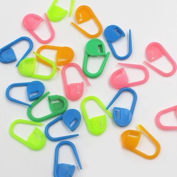 Multicolor Plastic Stitch Markers Set, Durable Locking Knitting and Crochet Needle Clips, 10 Colors for Counting and Marking Stitches, 120 Pcs, 0.9 Inches