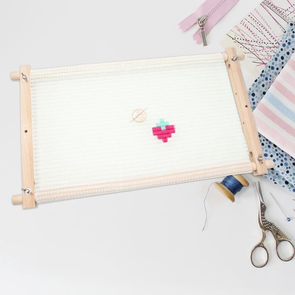 Multifunction Sewing Gadgets Hand Embroidery Hoops DIY Durable Cross Stitch Display Portable Embroidery Tapestry Scroll Holder for Sewing