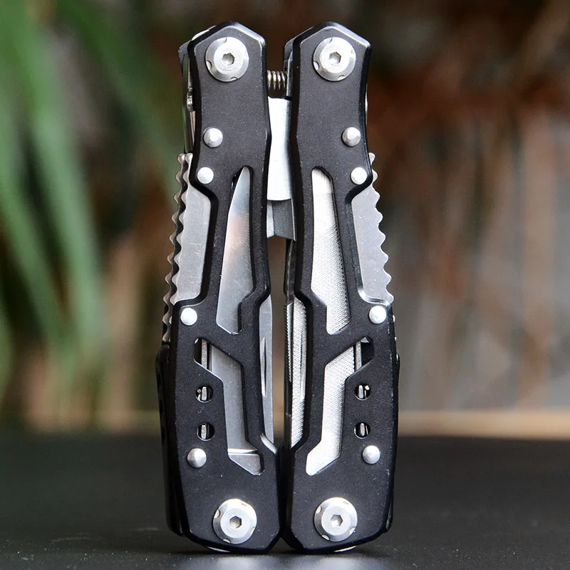 Multifunctional Pliers Folding Pliers Multi-tool Pocket Knife Pliers Outdoor Portable Folding Plier Multipurpose Repair Tools