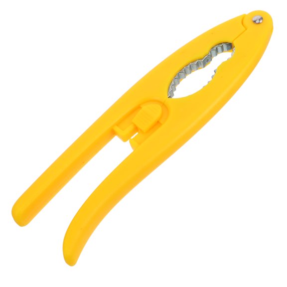 Multifunctional Yellow Walnut Cracker Tool Zinc Alloy Nut Opener Chestnut Sheller for Easy Nut Shell Removal