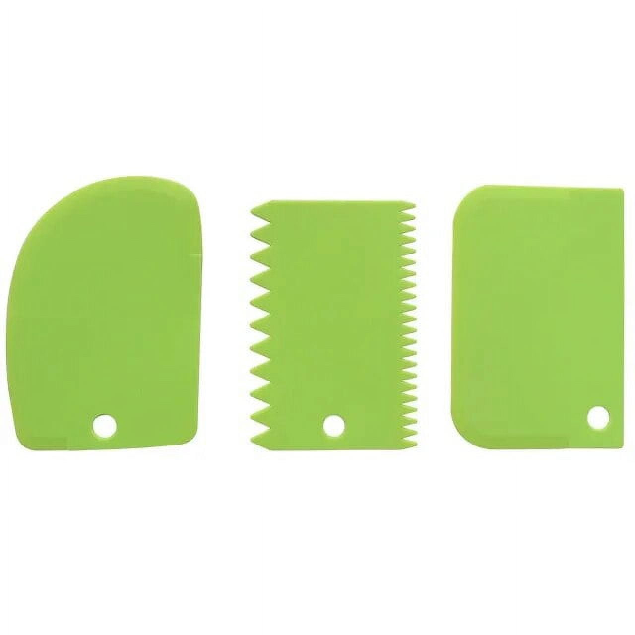 Multipurpose Set of 3 Plastic Dough Scrapers for DIY Baking Reusable Bread Cream Pizza Cutter