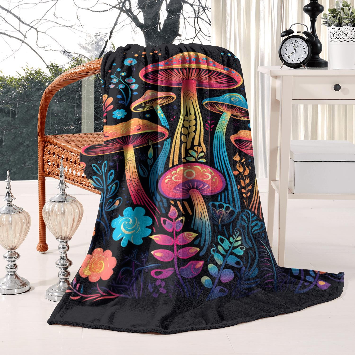 Mushroom Blanket Soft Flannel Lightweight Mushrooms Throw Blanket for