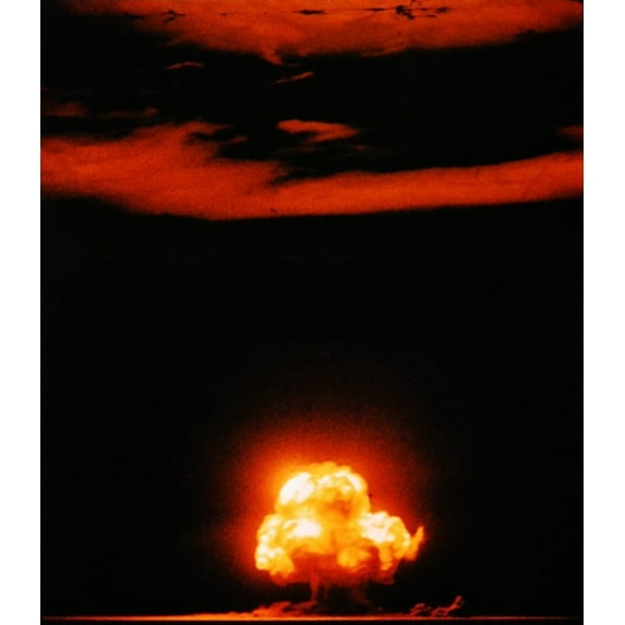 Mushroom Cloud Of The Trinity Test History (18 x 24)