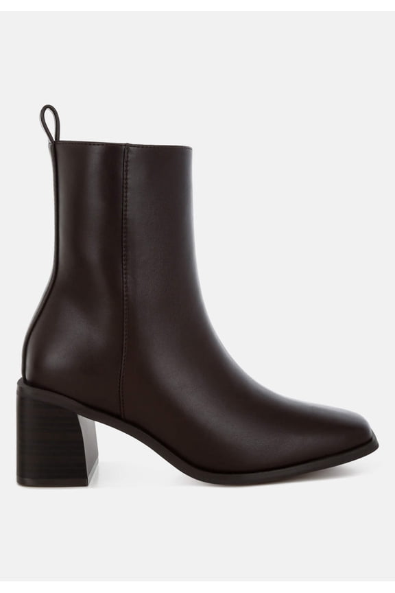 Muskox Square Toe Faux Leather Boots