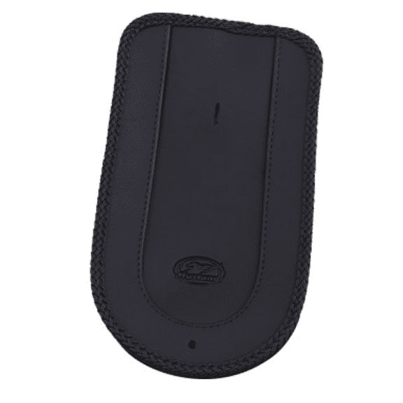 Mustang 78117 Fender Bib for Solo Seats - Plain