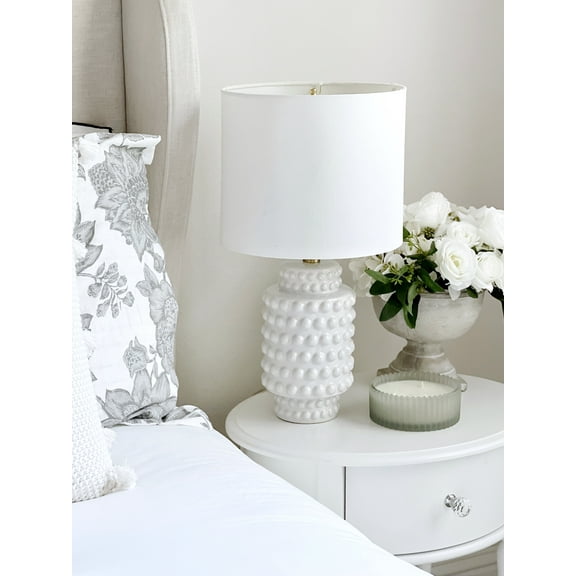 My Texas House 21'' Table Lamp with White Fabric Drum Shade Transitional Table Light Fixture for Living Room, Bedroom or Office, White