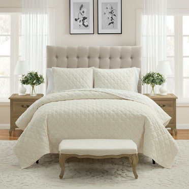 My Texas House Charlotte 3-Piece Trellis Velvet Quilt Set, Full/Queen, Off White