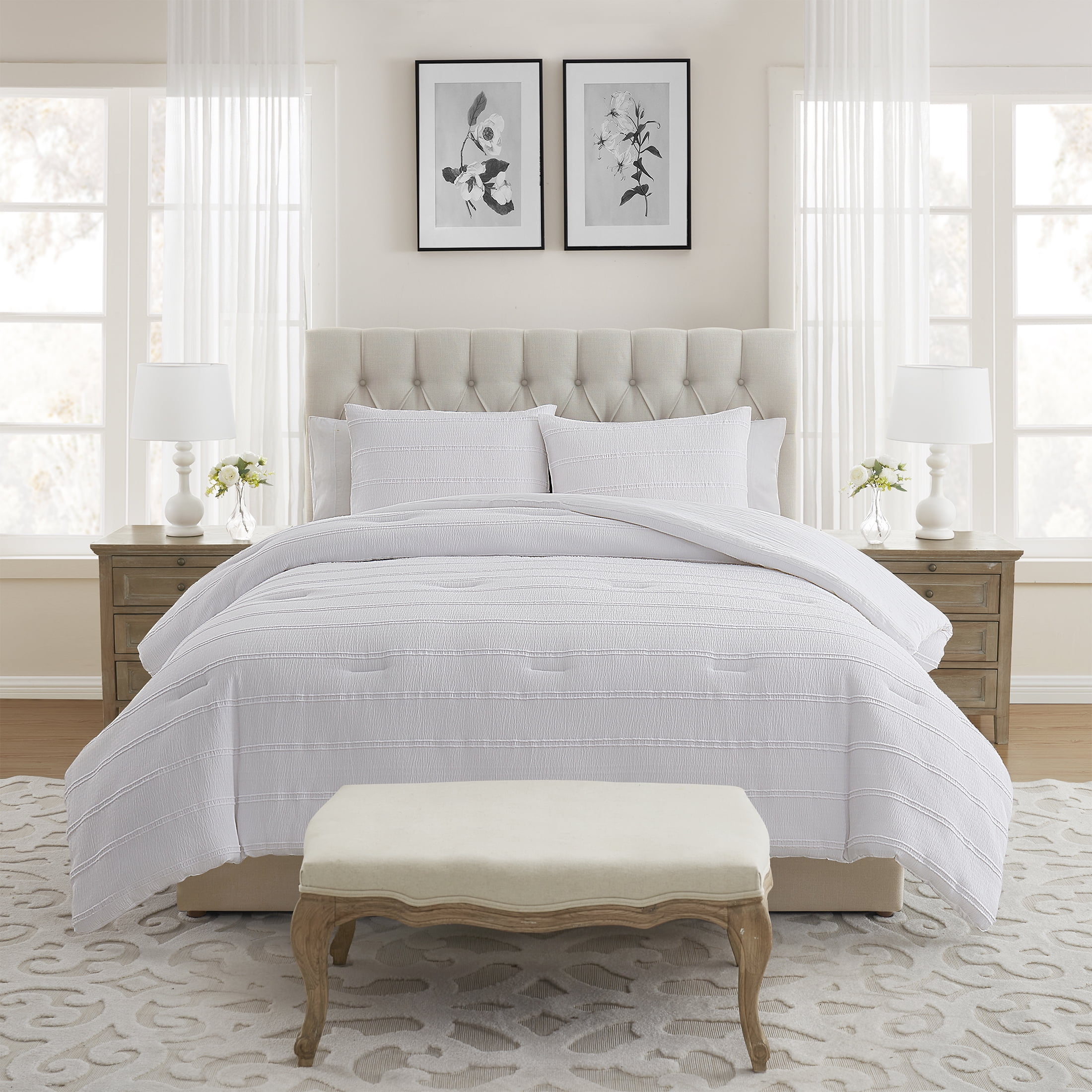 My Texas House Evelyn 3-Piece Bright White Seersucker Comforter Set, King