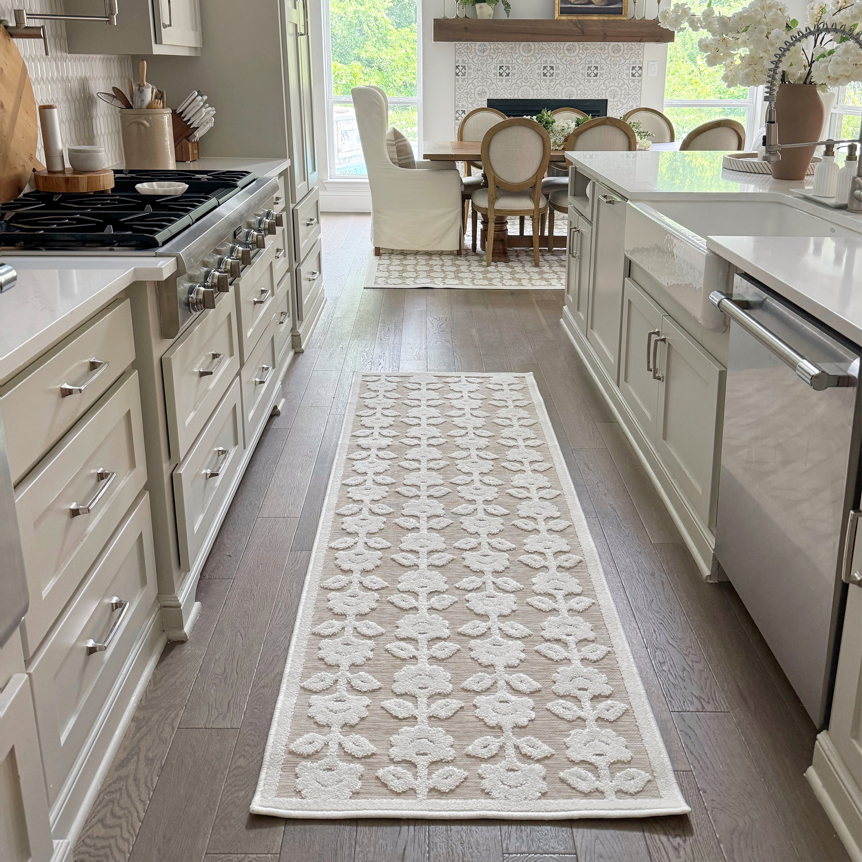 My Texas House Poppy 2' x 5'6" Driftwood Floral Indoor/Outdoor Rug - Walmart.com