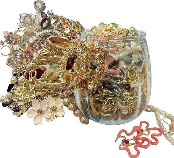 Mystery Jewelry Jar - 25.4fl Oz Surprise Jewelry Box for Women, Mystery Jar Gift Set Including Necklace/Earrings/Rings/Bracelet/Keychain/Hair Clip - Unique festival gifts (w)