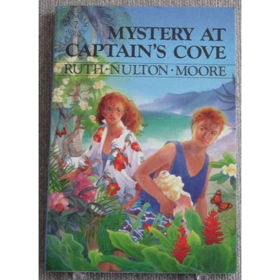 Pre-Owned Mystery at Captain's Cove (Sara and Sam Series) (Paperback) 0836135814 9780836135817