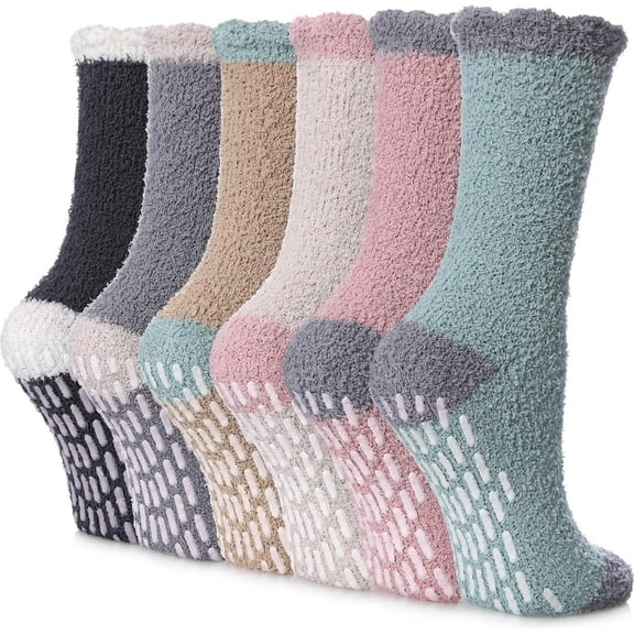 NANAhuang Non Slip Socks for Women Winter Warm Cozy Fuzzy Slipper Socks Soft Fluffy Hospital Socks with Grips