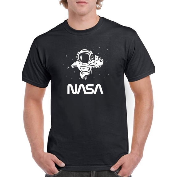 NASA Nasa Astronaut Reaching Camera T-Shirt Men -NASA Designs, Male Medium